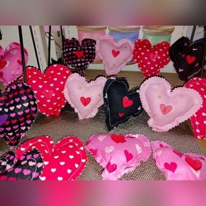 Handmade mini heart pillow 💓  100% cotton fabric